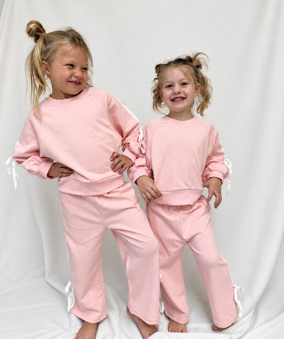 Pretty in Pink Bow Track Set