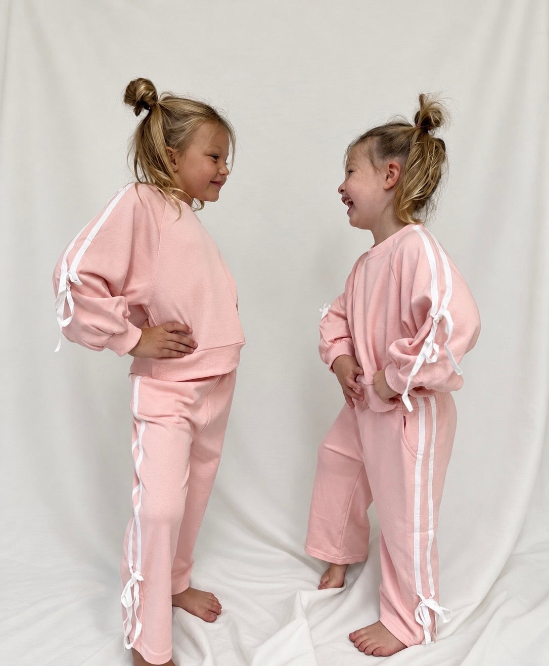 Pretty in Pink Bow Track Set