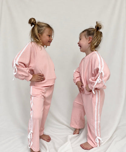 Pretty in Pink Bow Track Set